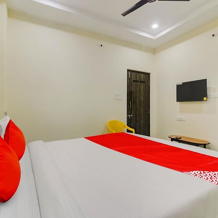 Super Hotel O Sri Nirvana Pride Ibrahimpatan Extérieur photo