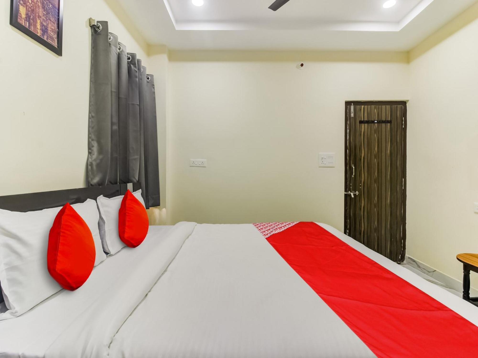 Super Hotel O Sri Nirvana Pride Ibrahimpatan Extérieur photo