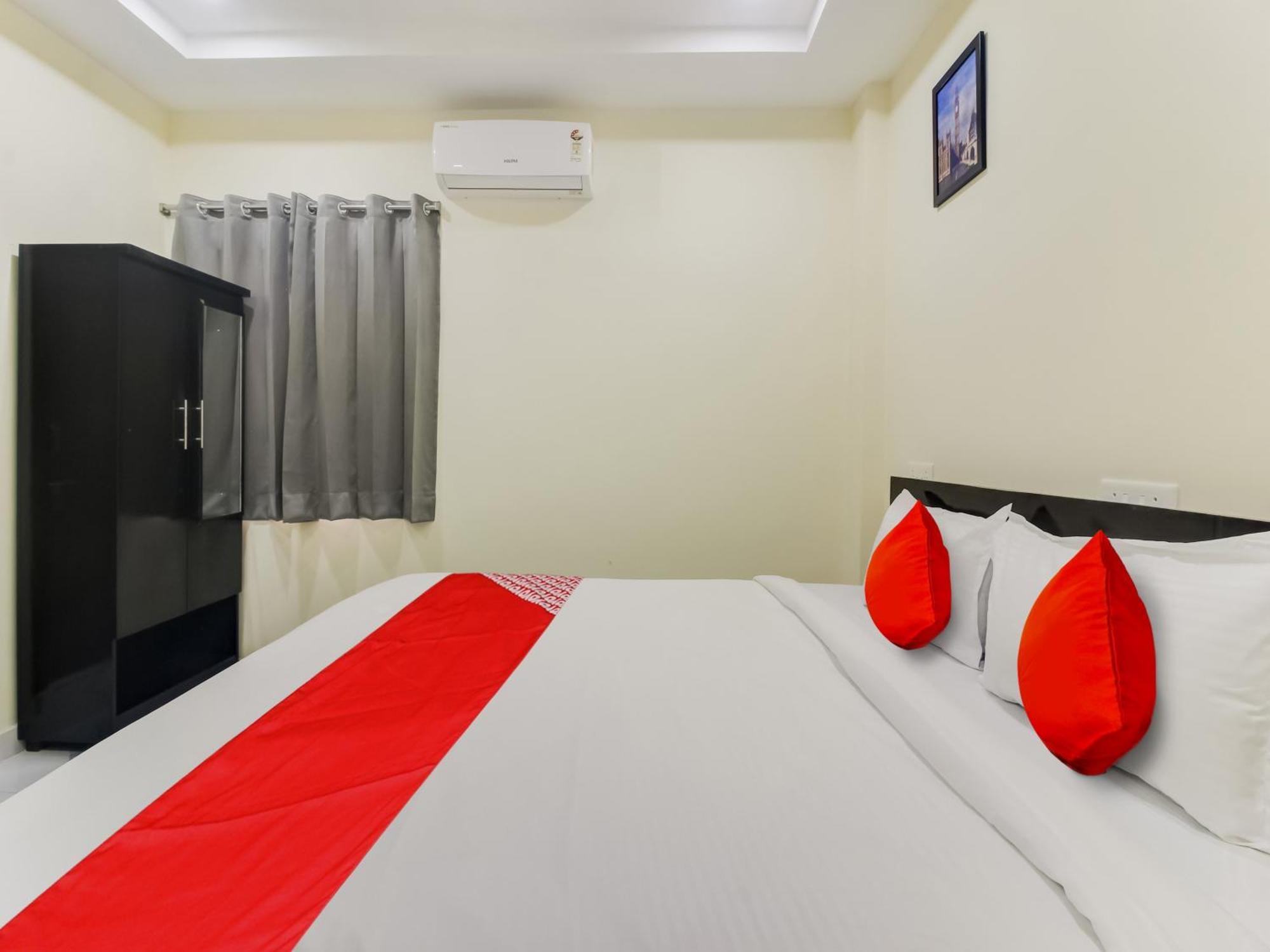 Super Hotel O Sri Nirvana Pride Ibrahimpatan Extérieur photo