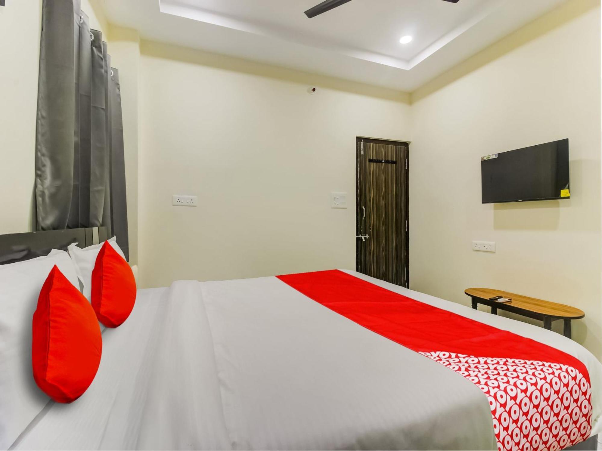 Super Hotel O Sri Nirvana Pride Ibrahimpatan Extérieur photo